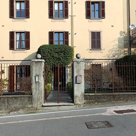 La Brezza Di Apartamento Varenna